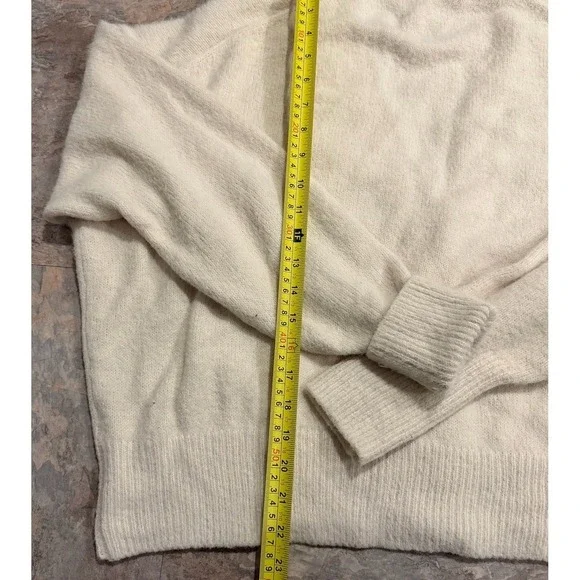 Urban Outfitters Thea Fuzzy Knit Slouchy Cardigan Sweater Women's XS Oversized - Picture 10 of 10